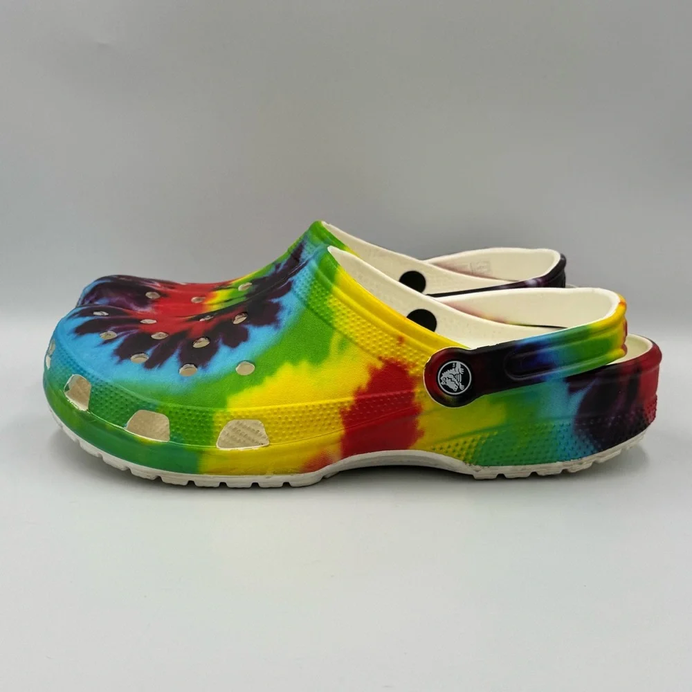 Crocs Unisex Classic Tie-Dye Graphic Clogs Men’s 10 Women’s 12 - Picture 2 of 10